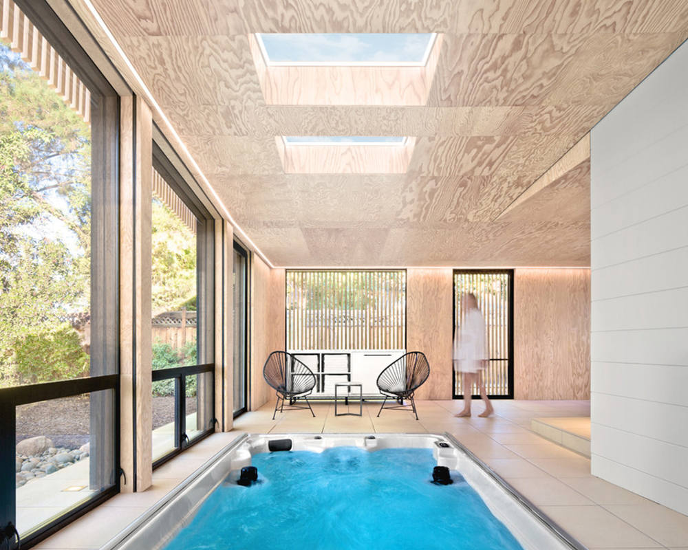 Adlux Mega Roof Window - Fixed Venting