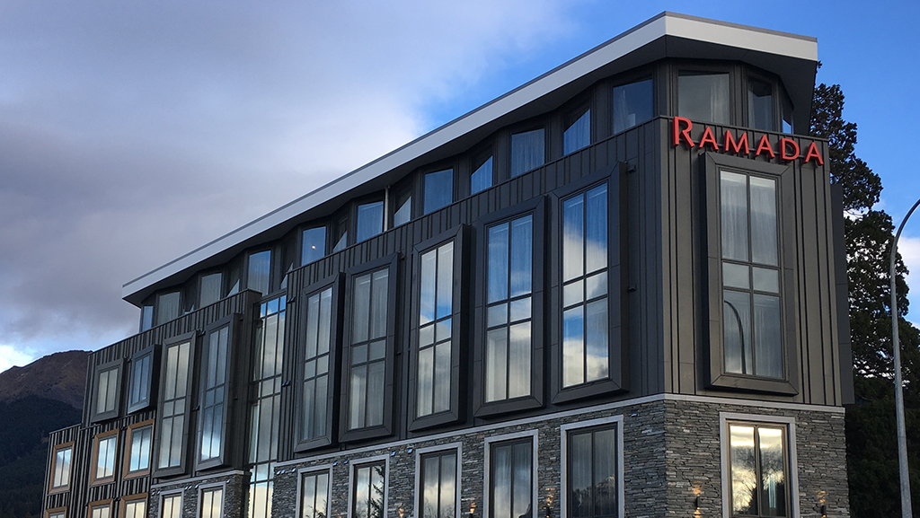 Kooltherm Soffit Board: Performance Insulation