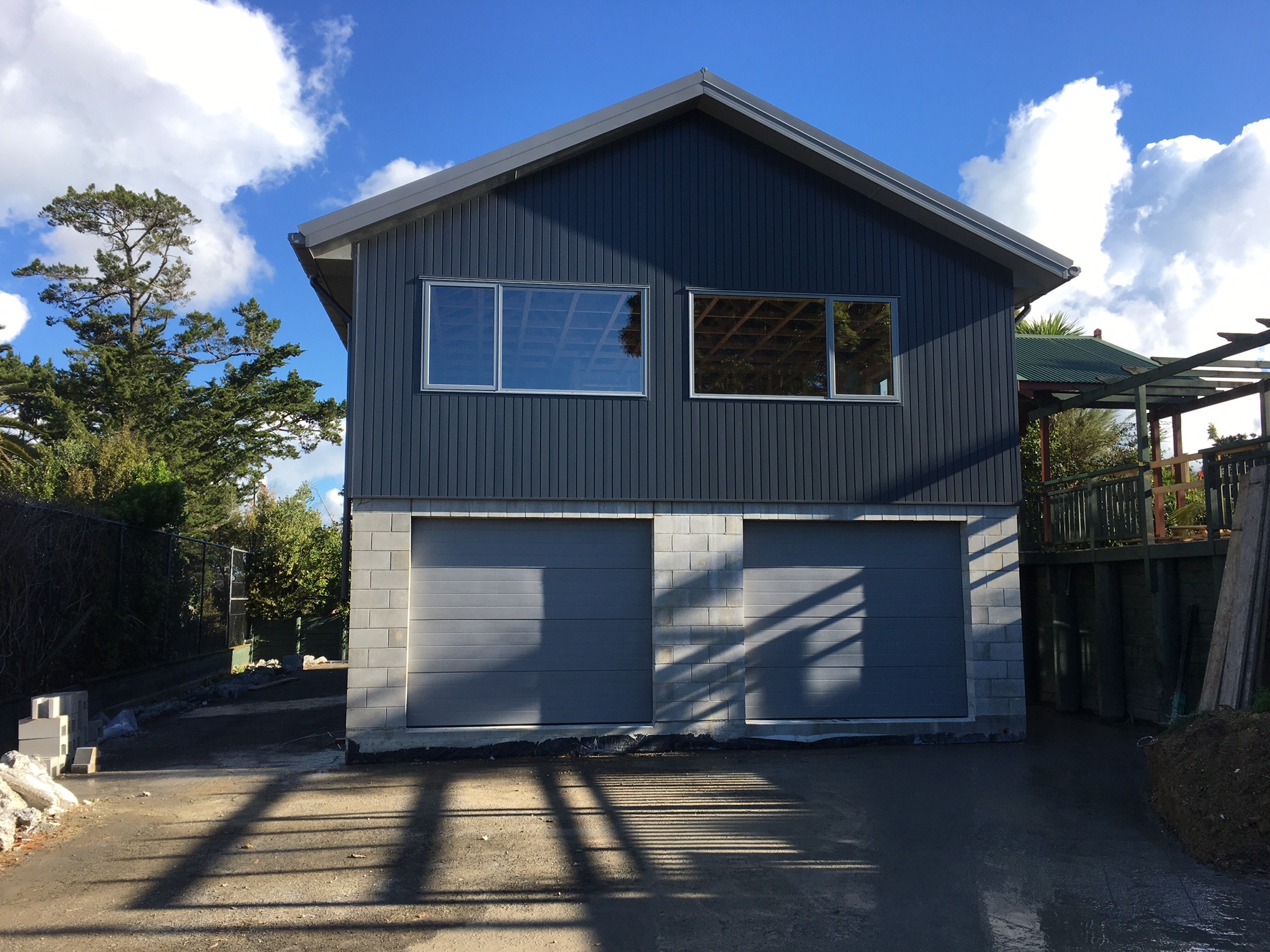 Ulltraclad UA7726 Shado-100 Weatherboard Vertical